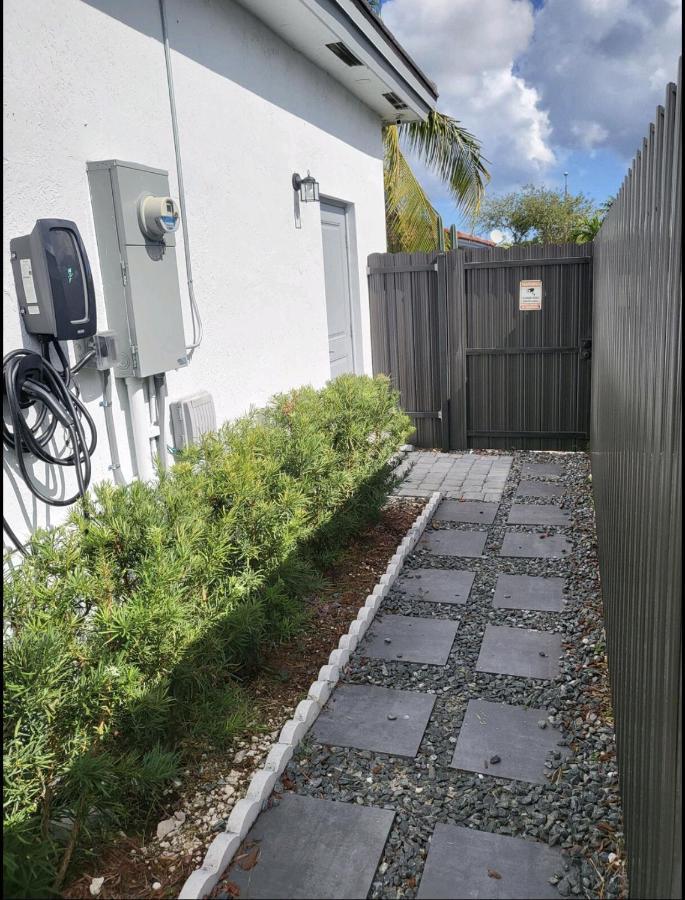 Cozy Private Room South Miami Heights Экстерьер фото