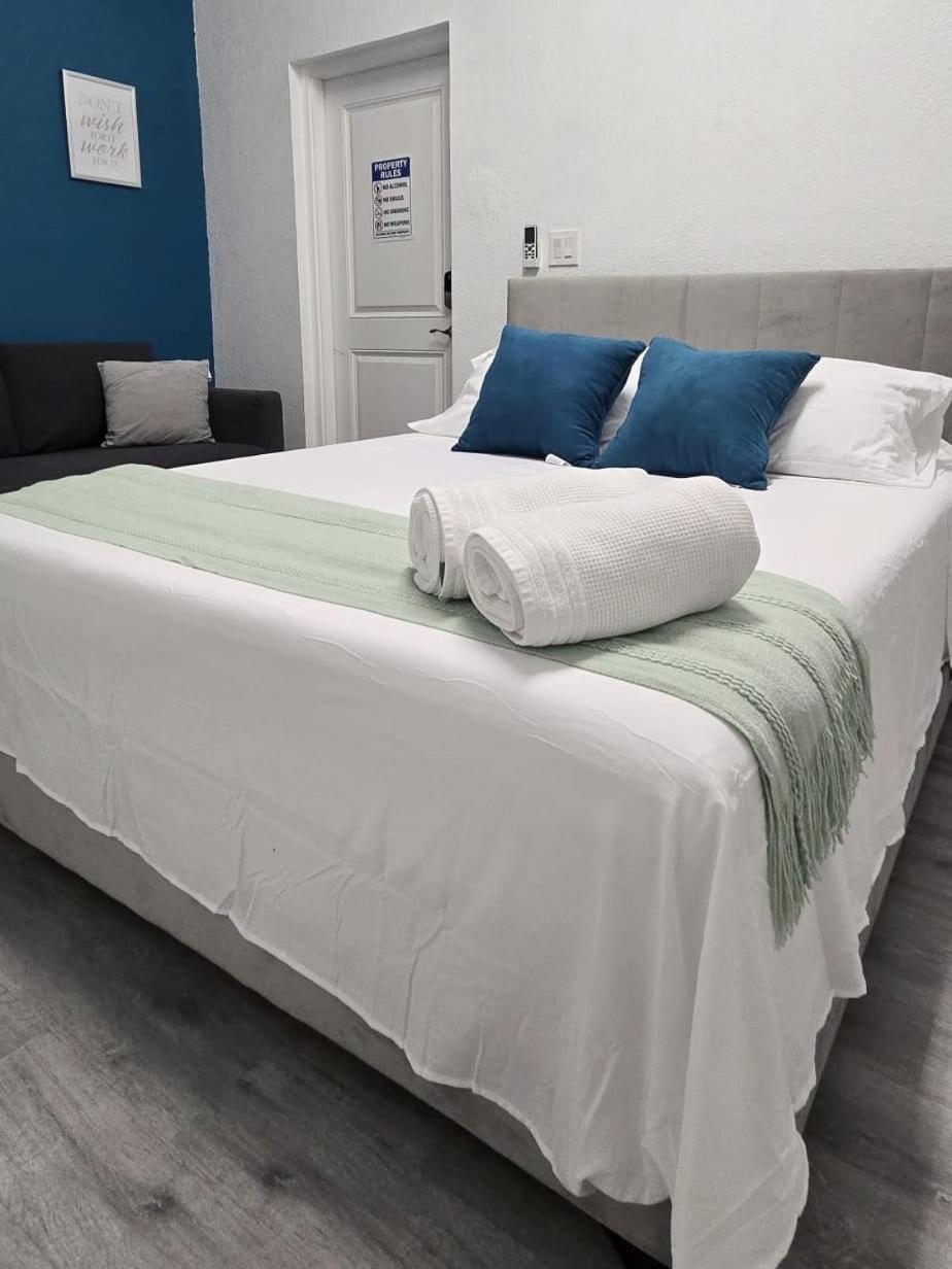 Cozy Private Room South Miami Heights Экстерьер фото